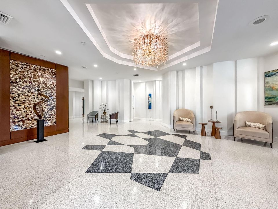 For Sale: $699,000 (2 beds, 2 baths, 1270 Square Feet)