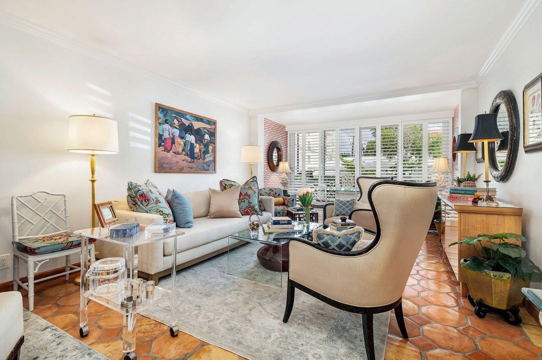 For Rent: $7,500 (1 beds, 1 baths, 580 Square Feet)