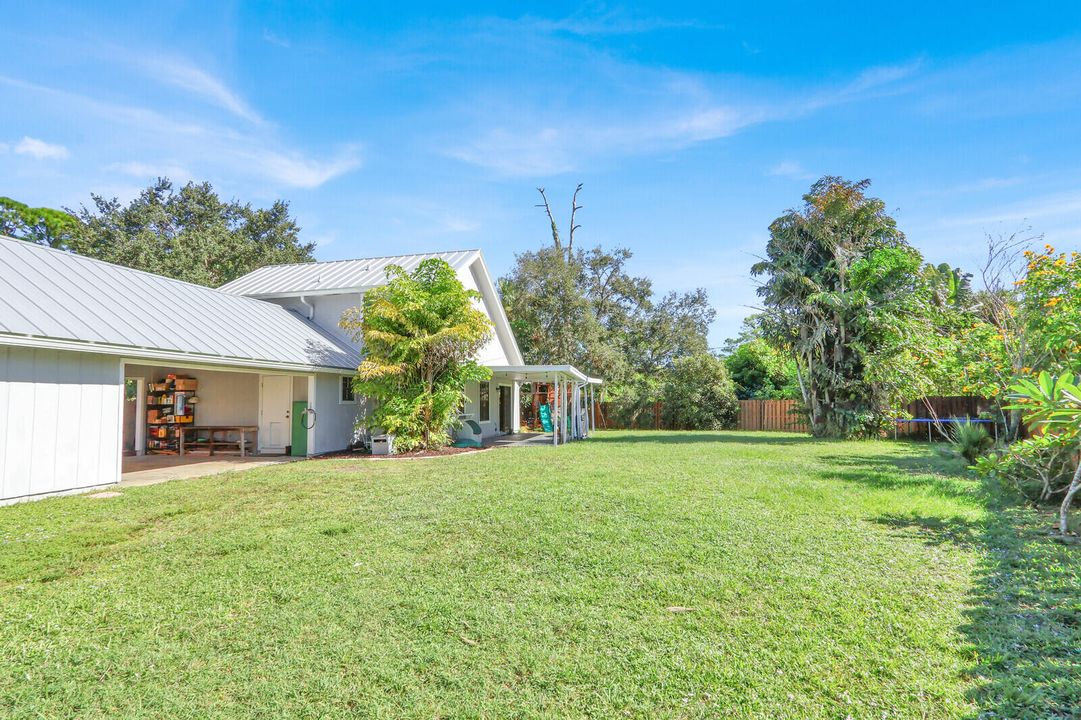 合同活跃: $315,000 (3 贝兹, 2 浴室, 1284 平方英尺)