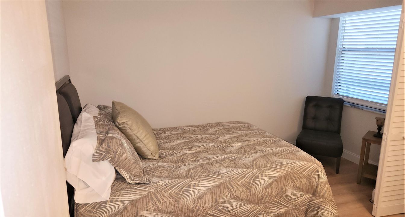 Под контрактом: $5,000 (2 спален, 2 ванн, 1160 Квадратных фут)