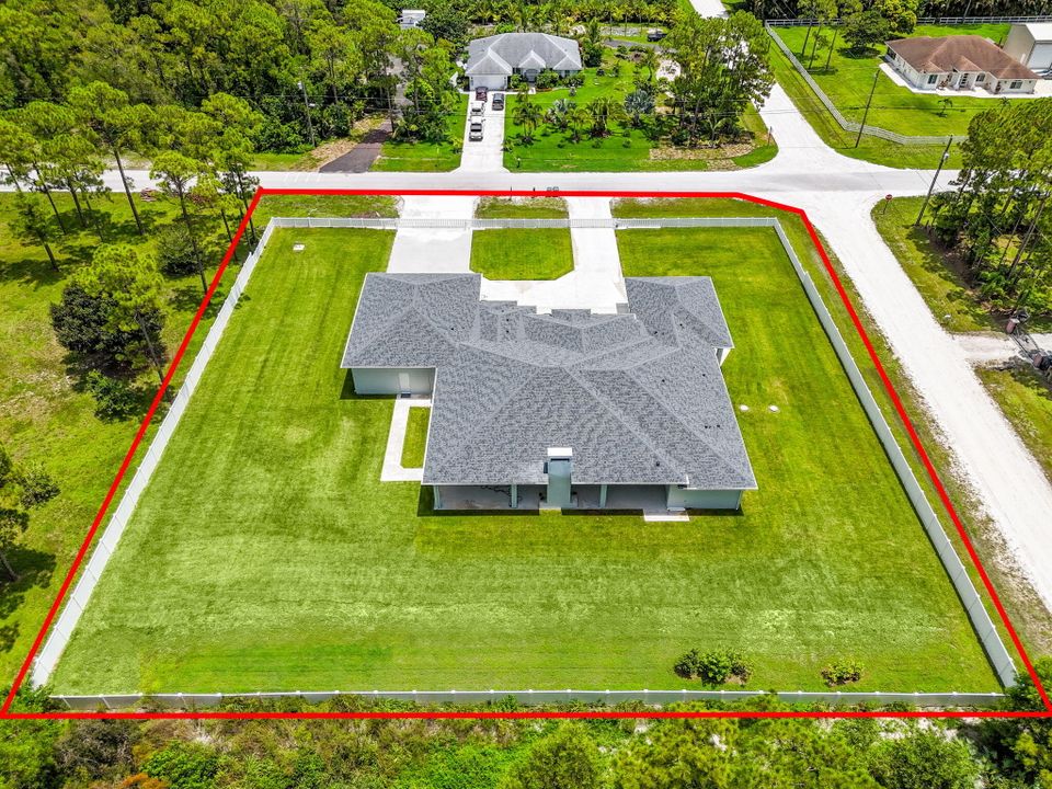 For Sale: $2,195,000 (4 beds, 4 baths, 4555 Square Feet)