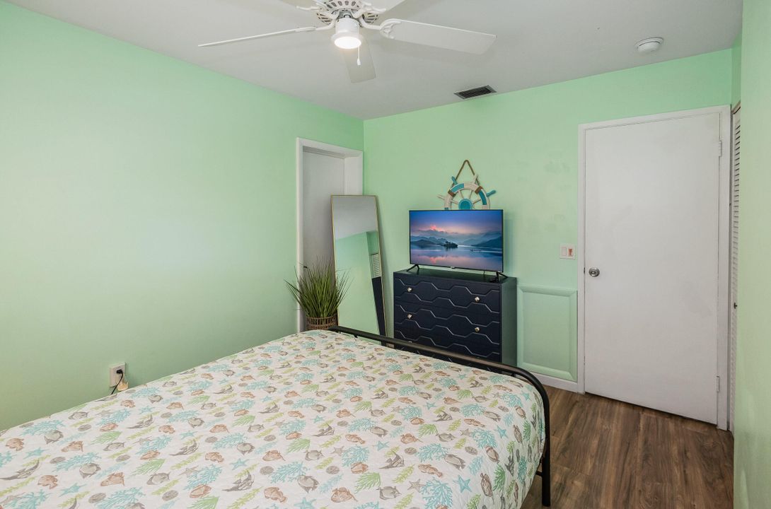 For Sale: $399,000 (3 beds, 2 baths, 1352 Square Feet)