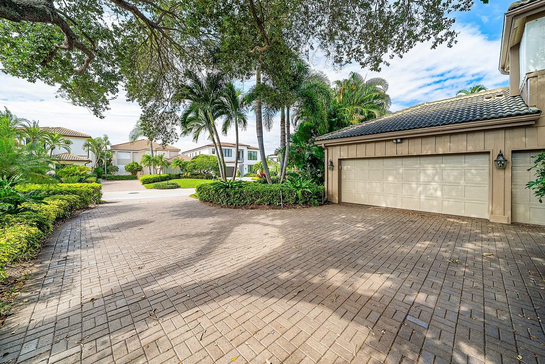 Active With Contract: $1,795,000 (4 beds, 4 baths, 3009 Square Feet)