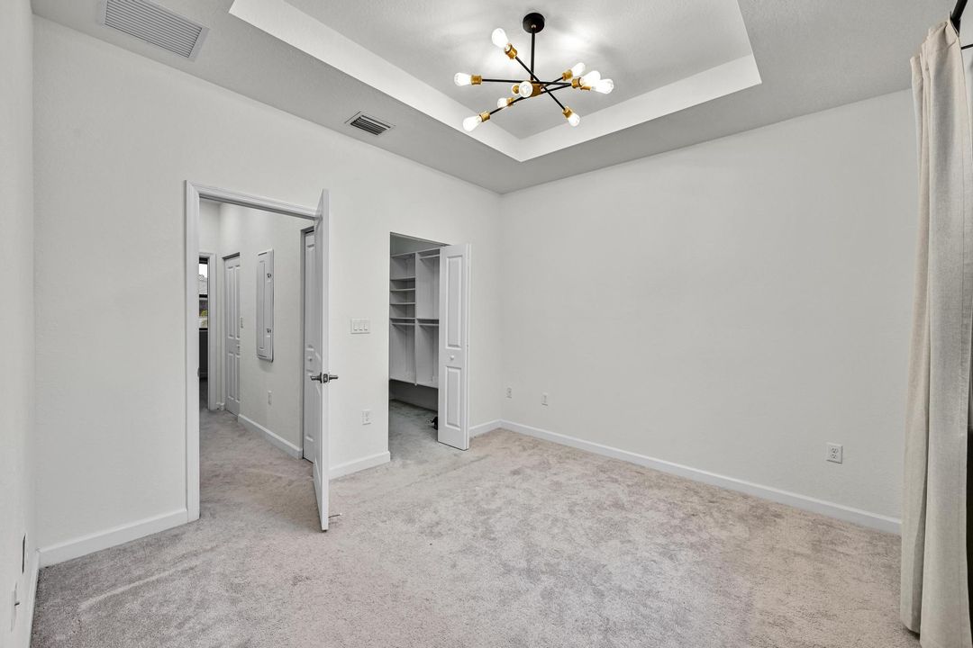 В аренду: $2,500 (3 спален, 3 ванн, 1328 Квадратных фут)