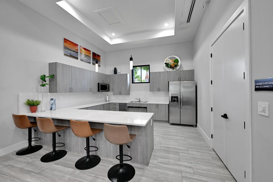 В аренду: $2,500 (3 спален, 3 ванн, 1328 Квадратных фут)