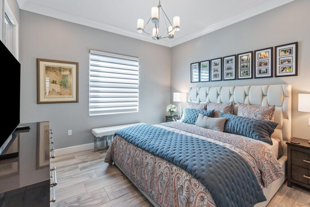 Active With Contract: $989,000 (3 beds, 3 baths, 2753 Square Feet)