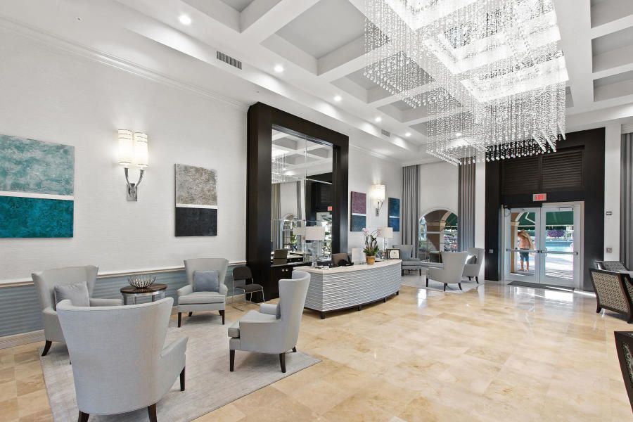 Active With Contract: $534,900 (3 beds, 2 baths, 1824 Square Feet)