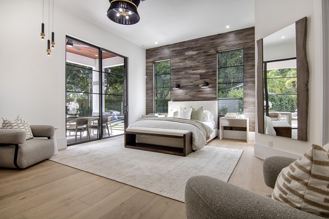 For Sale: $2,895,000 (3 beds, 3 baths, 2356 Square Feet)