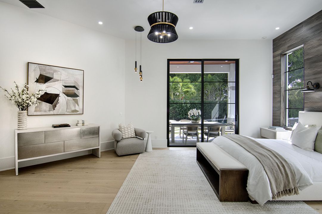 For Sale: $2,895,000 (3 beds, 3 baths, 2356 Square Feet)