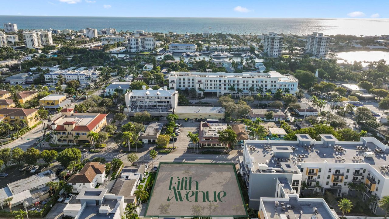 En Venta: $3,000,000 (3 camas, 4 baños, 2972 Pies cuadrados)