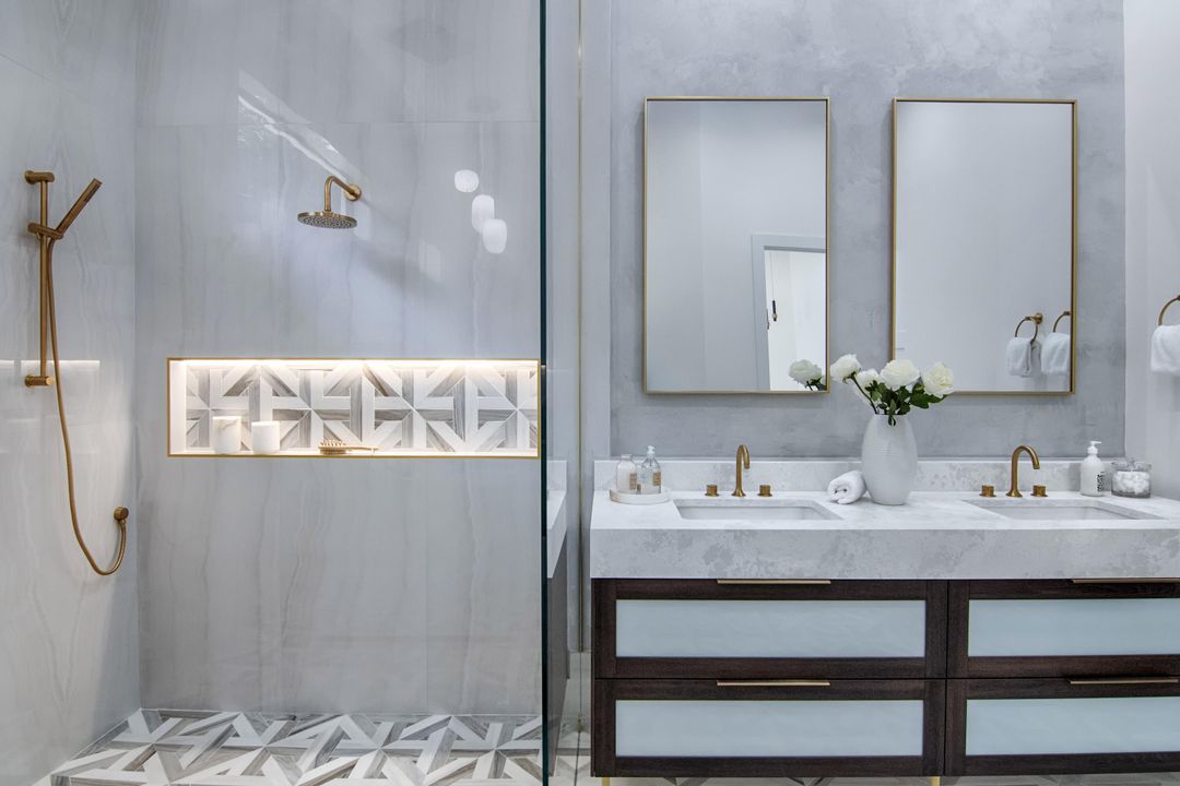 For Sale: $2,895,000 (3 beds, 3 baths, 2356 Square Feet)