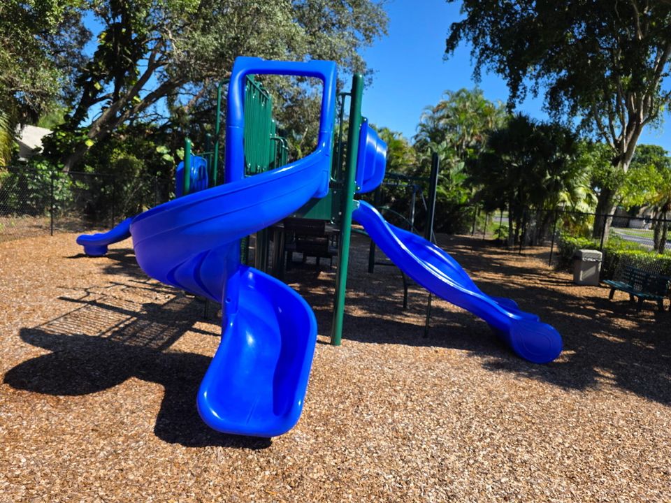 待售: $484,900 (3 贝兹, 2 浴室, 1540 平方英尺)