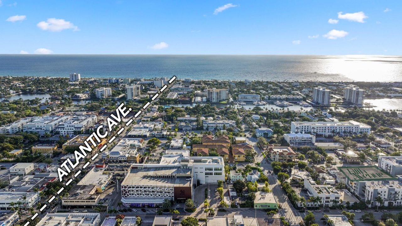 En Venta: $3,000,000 (3 camas, 4 baños, 2972 Pies cuadrados)