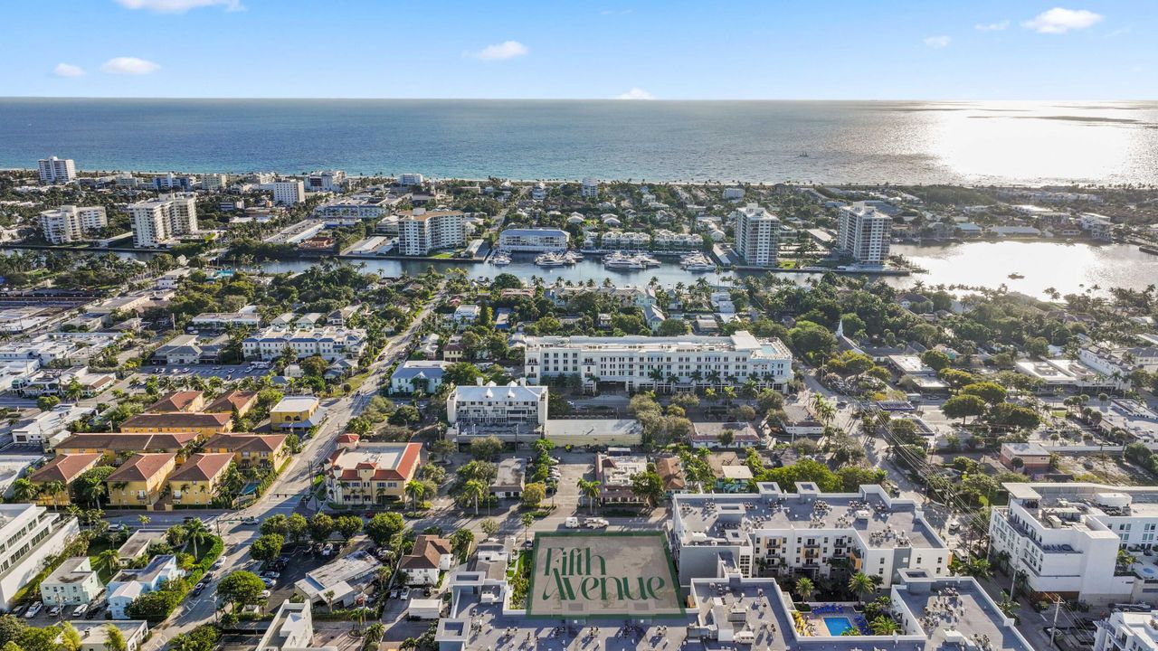 En Venta: $3,000,000 (3 camas, 4 baños, 2972 Pies cuadrados)