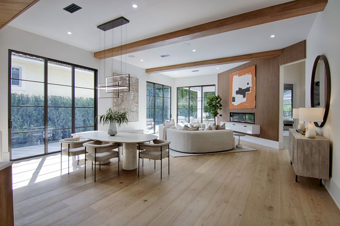 For Sale: $2,895,000 (3 beds, 3 baths, 2356 Square Feet)