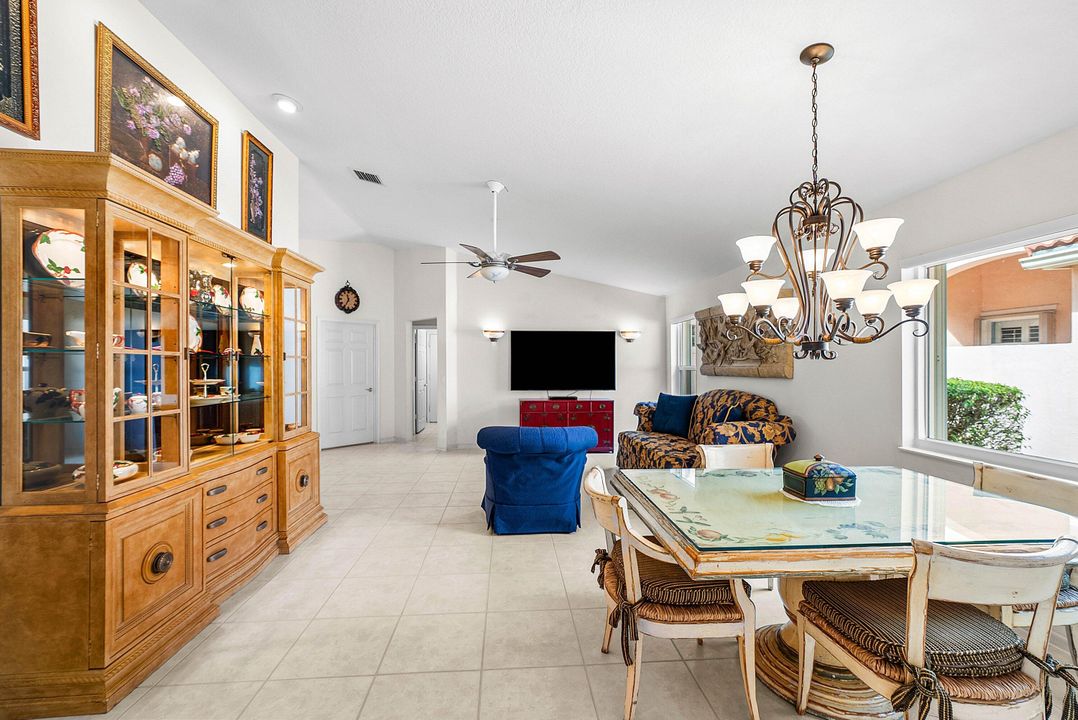 For Sale: $400,000 (3 beds, 2 baths, 1622 Square Feet)