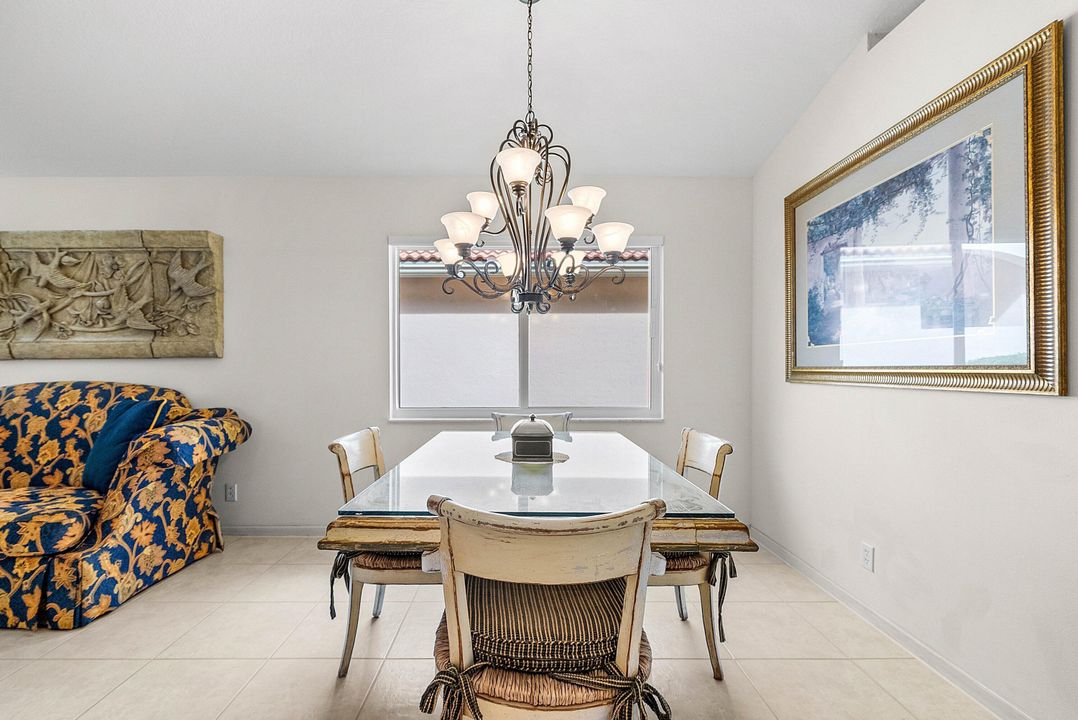 For Sale: $400,000 (3 beds, 2 baths, 1622 Square Feet)