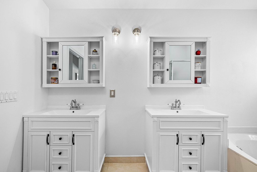 For Sale: $400,000 (3 beds, 2 baths, 1622 Square Feet)