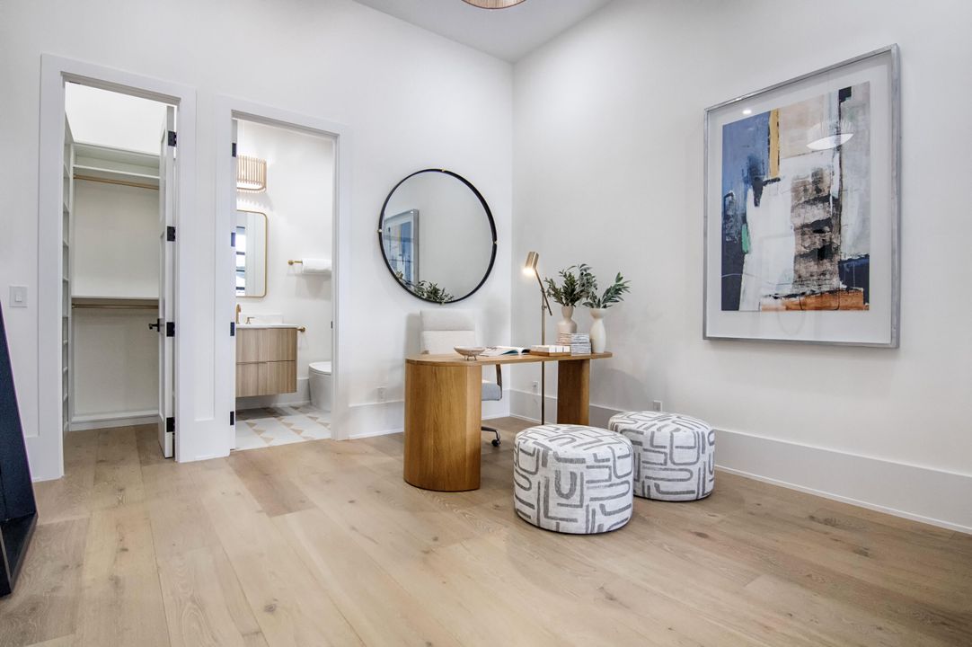 For Sale: $2,895,000 (3 beds, 3 baths, 2356 Square Feet)