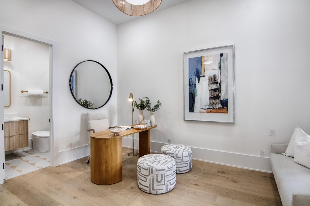 For Sale: $2,895,000 (3 beds, 3 baths, 2356 Square Feet)