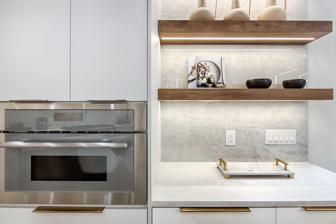 For Sale: $2,895,000 (3 beds, 3 baths, 2356 Square Feet)