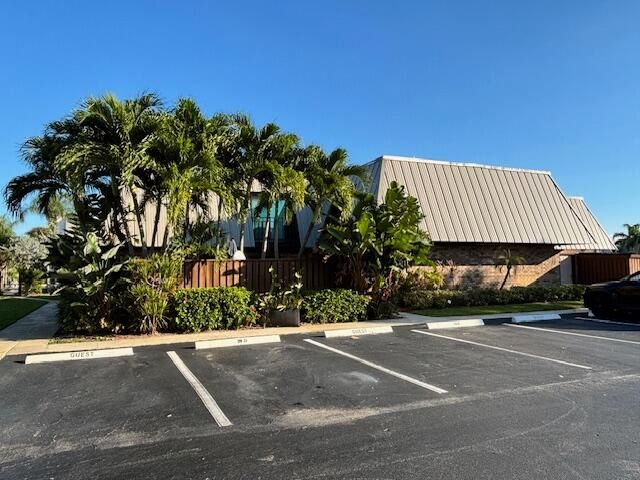 For Rent: $8,500 (2 beds, 2 baths, 1708 Square Feet)