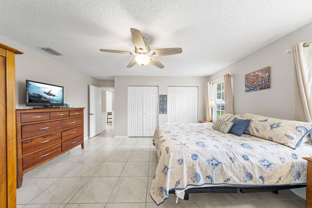 For Sale: $410,000 (3 beds, 3 baths, 1850 Square Feet)