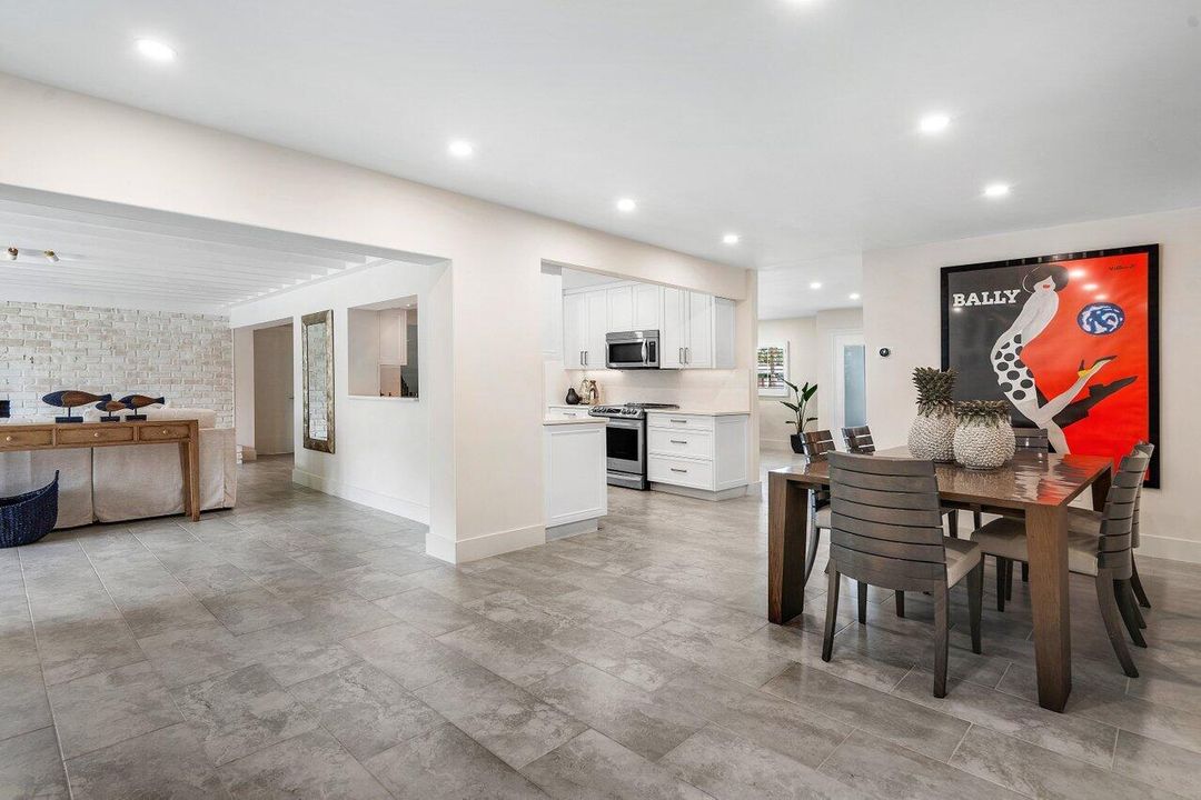 For Rent: $18,000 (3 beds, 2 baths, 2028 Square Feet)