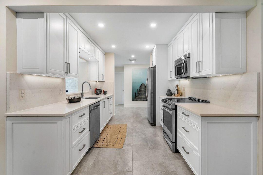 For Rent: $18,000 (3 beds, 2 baths, 2028 Square Feet)