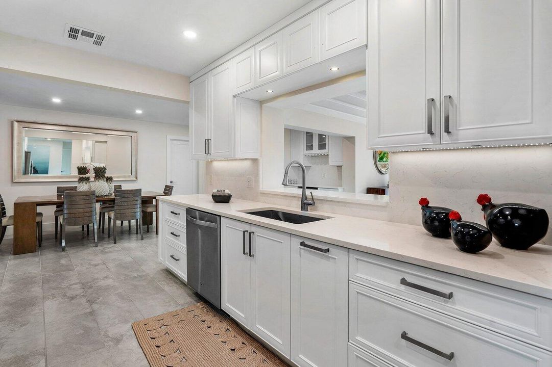 For Rent: $18,000 (3 beds, 2 baths, 2028 Square Feet)