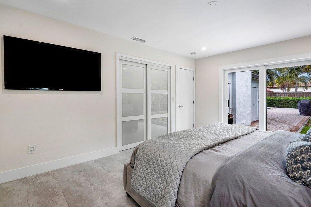 For Rent: $18,000 (3 beds, 2 baths, 2028 Square Feet)