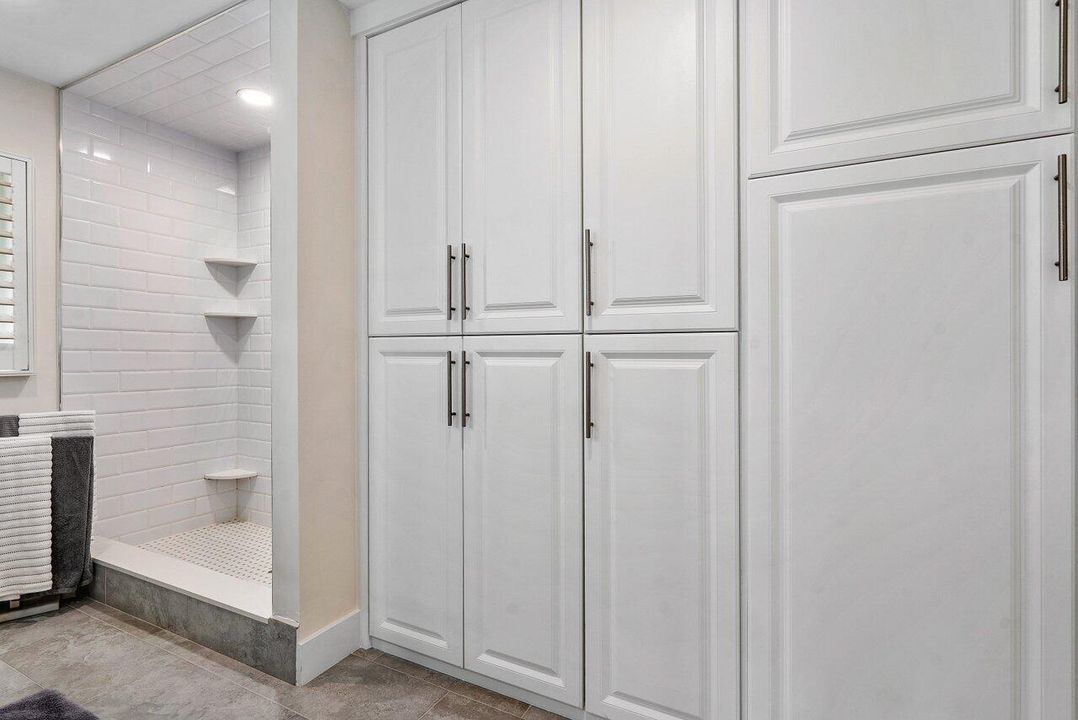 For Rent: $18,000 (3 beds, 2 baths, 2028 Square Feet)