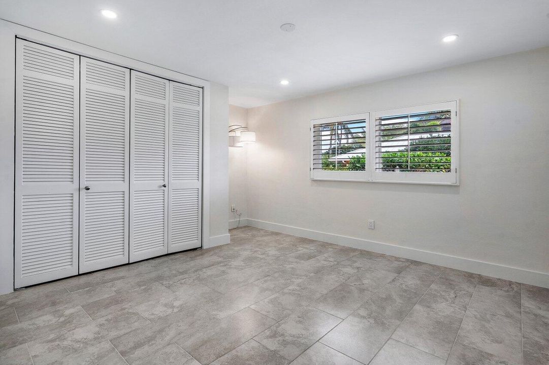 For Rent: $18,000 (3 beds, 2 baths, 2028 Square Feet)