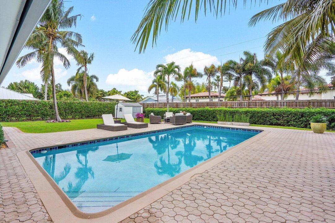 For Rent: $18,000 (3 beds, 2 baths, 2028 Square Feet)