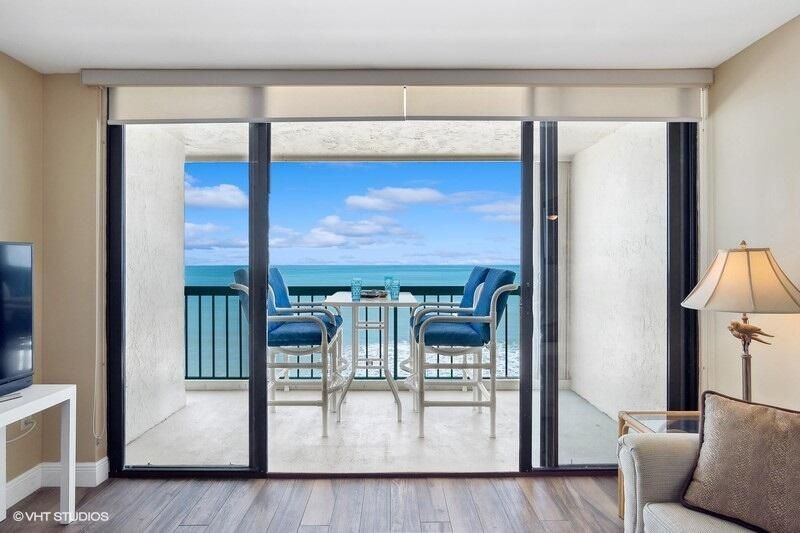 待售: $449,000 (2 贝兹, 2 浴室, 1023 平方英尺)