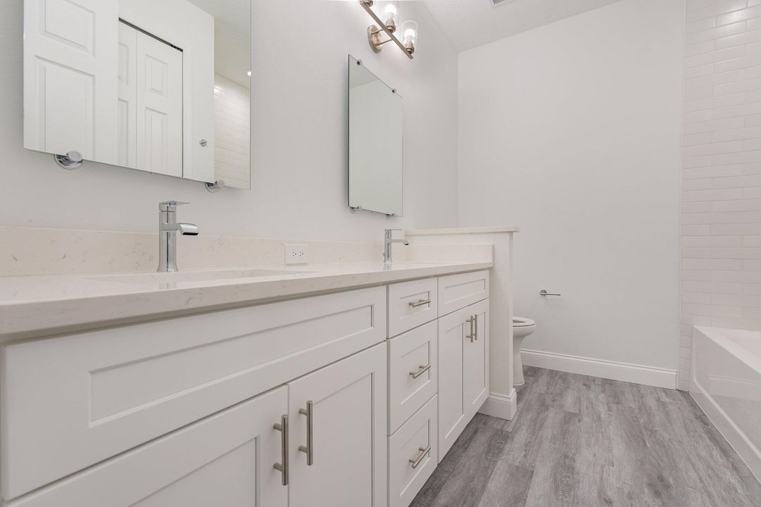 待售: $420,000 (4 贝兹, 2 浴室, 2171 平方英尺)