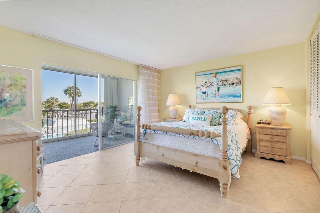 For Rent: $2,500 (2 beds, 2 baths, 1125 Square Feet)