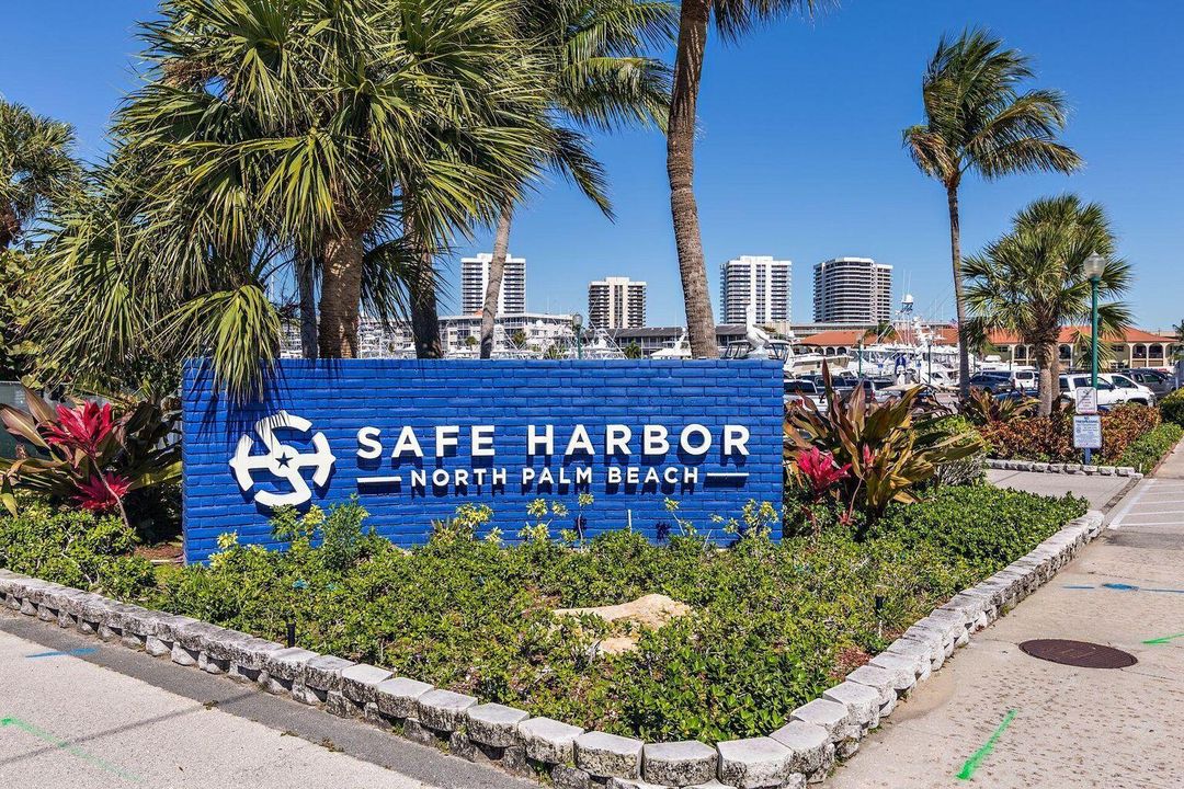 For Rent: $2,500 (2 beds, 2 baths, 1125 Square Feet)