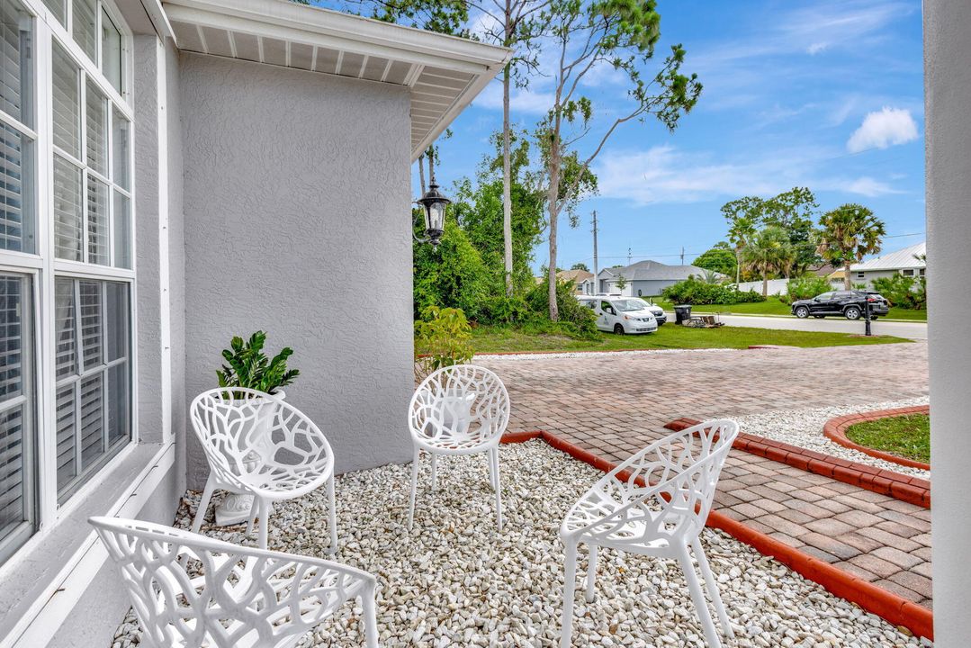 Active With Contract: $479,900 (4 beds, 3 baths, 2447 Square Feet)