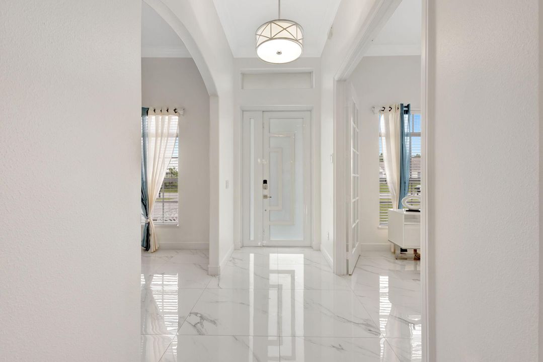 Active With Contract: $479,900 (4 beds, 3 baths, 2447 Square Feet)