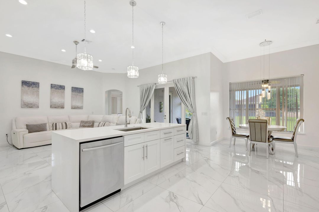 Active With Contract: $479,900 (4 beds, 3 baths, 2447 Square Feet)