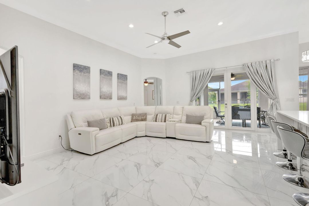 Active With Contract: $479,900 (4 beds, 3 baths, 2447 Square Feet)