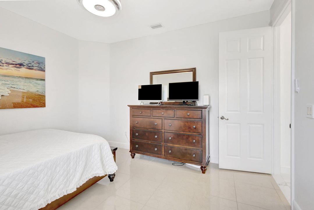 Active With Contract: $479,900 (4 beds, 3 baths, 2447 Square Feet)