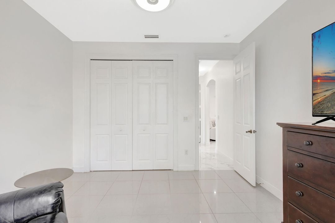 Active With Contract: $479,900 (4 beds, 3 baths, 2447 Square Feet)