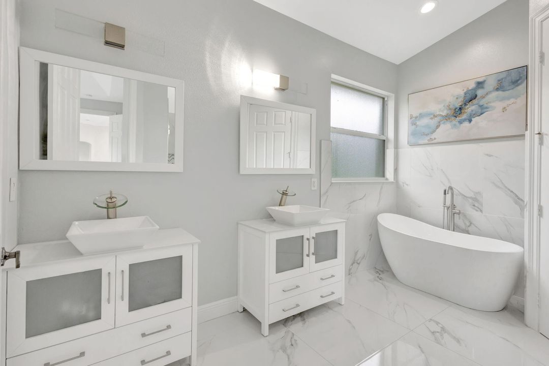 Active With Contract: $479,900 (4 beds, 3 baths, 2447 Square Feet)