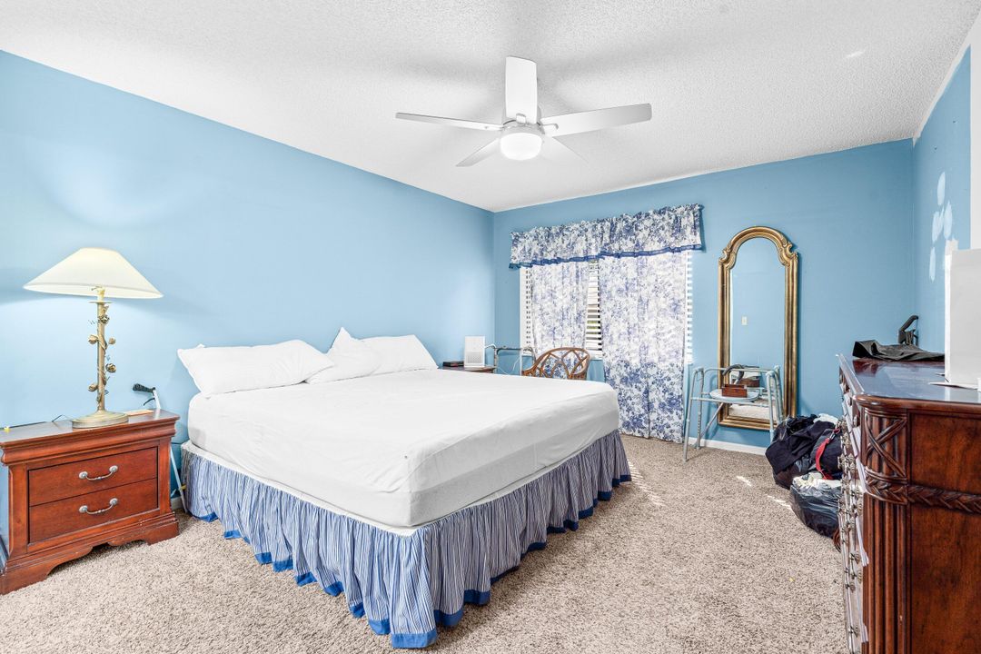 Activo con contrato: $240,000 (2 camas, 2 baños, 1148 Pies cuadrados)