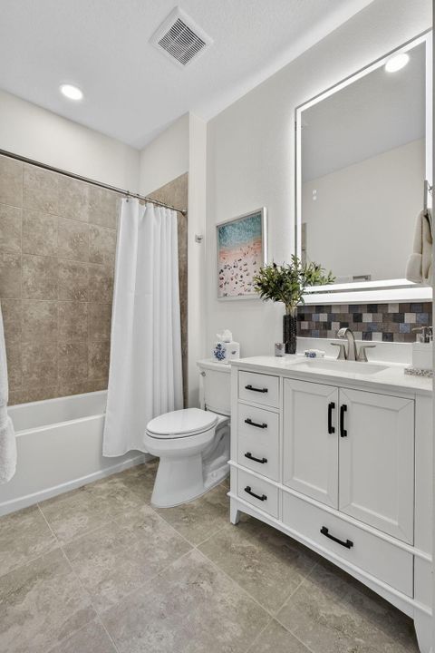 合同活跃: $477,000 (3 贝兹, 2 浴室, 1679 平方英尺)