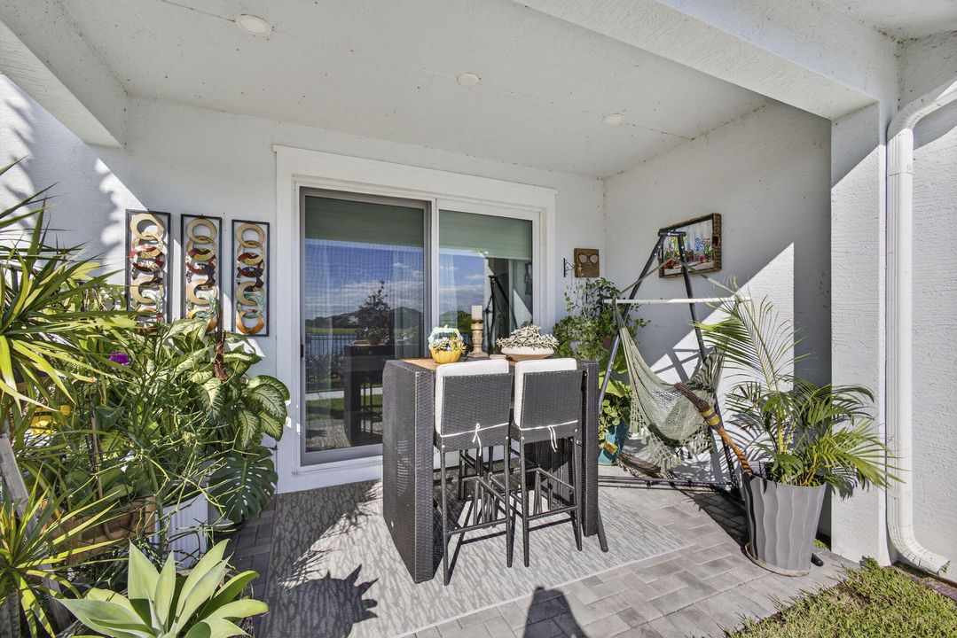 合同活跃: $477,000 (3 贝兹, 2 浴室, 1679 平方英尺)