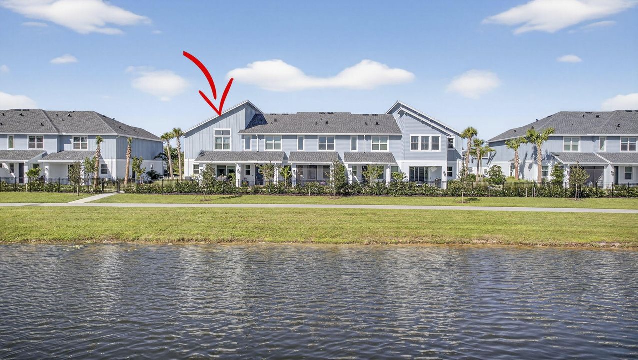 合同活跃: $477,000 (3 贝兹, 2 浴室, 1679 平方英尺)