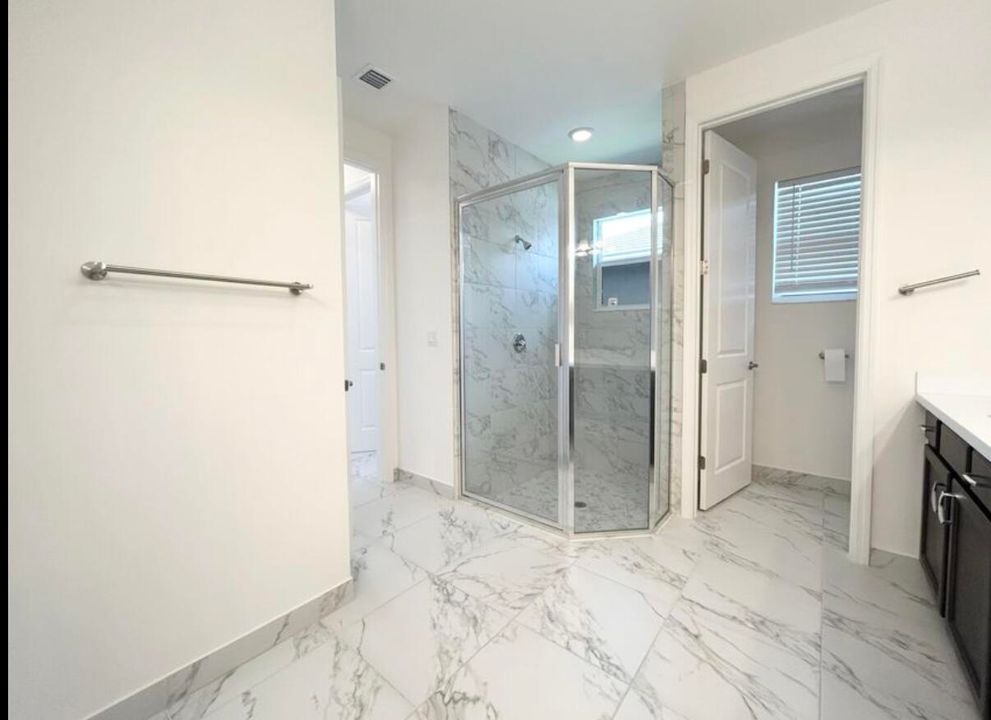 En Renta: $3,570 (4 camas, 2 baños, 2254 Pies cuadrados)